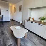 Cosy Avec Terrasse Apartman LʼÎle-Rousse
