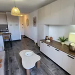 Apartman Cosy Avec Terrasse *