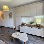 Apartman Cosy Avec Terrasse