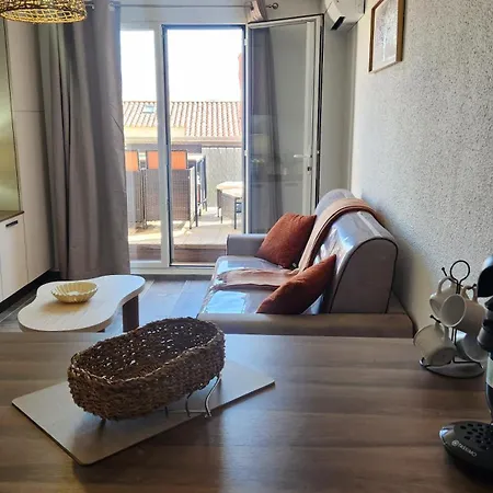 Cosy Avec Terrasse *